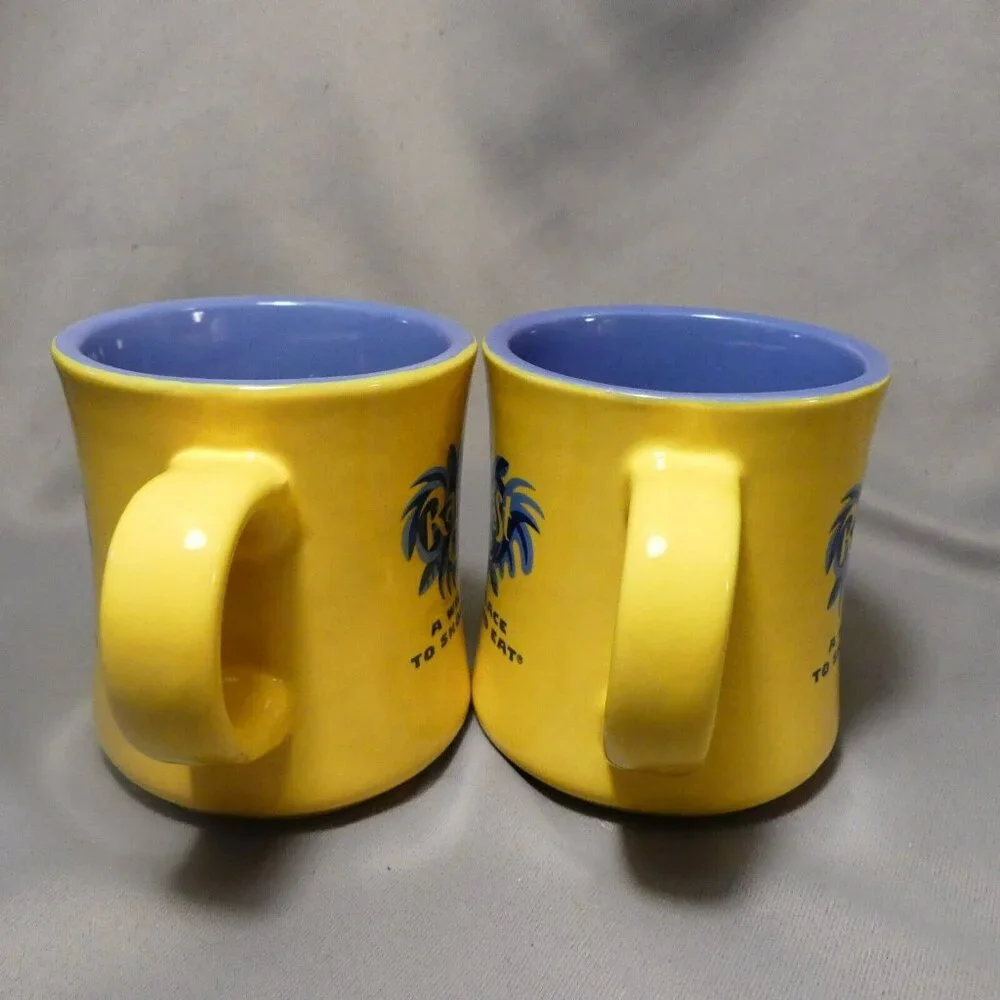 Rainforest Cafe A Wild Place to Shop and Eat Yellow and Blue 2 Coffee Mugs Heavy - Picture 5 of 12